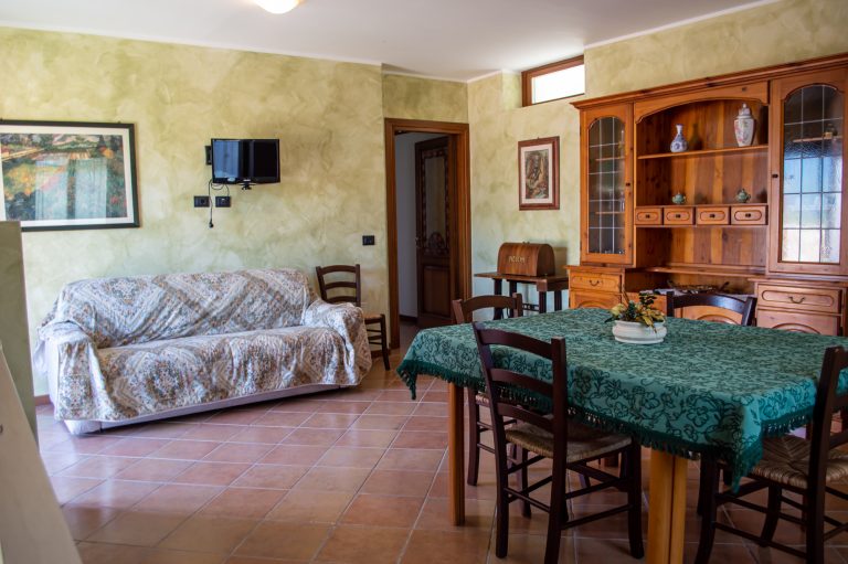 Home 34 Casa del Carpino